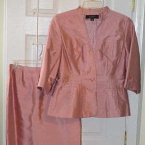 Signature Skirt Suit size 6